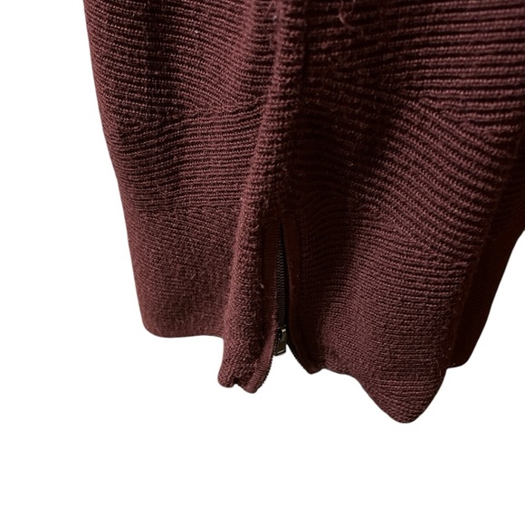 Worthington Red Crew Neck Sweater with Three-Quarter Sleeves - Picture 2 of 4